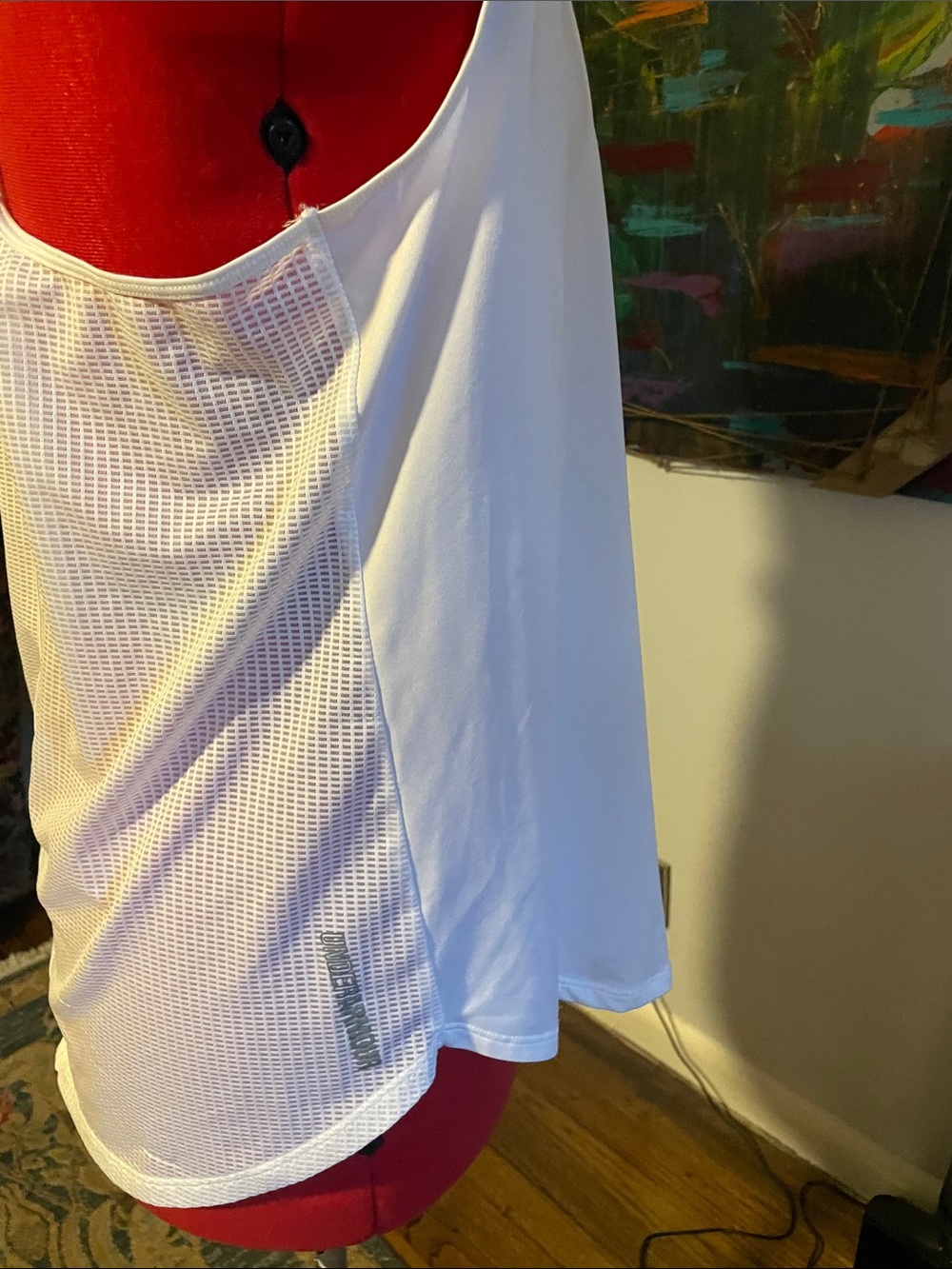 Under Armour Women's White twisted racer back - Picture 4 of 4